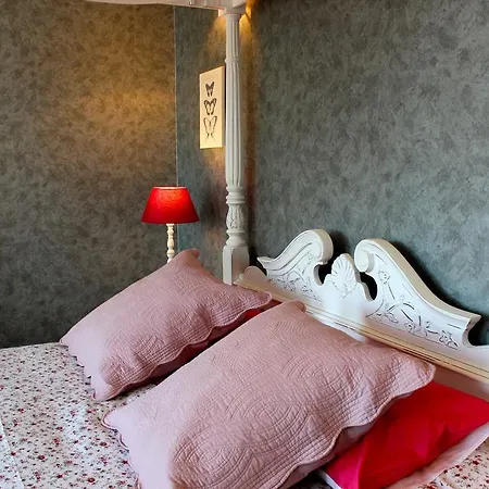 Bed & Breakfast Un Herisson Dans Mon Jardin Lamarque